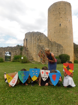 Lire la suite à propos de l’article Les mercredis ludiques au château – Héraldique, blason et bouclier